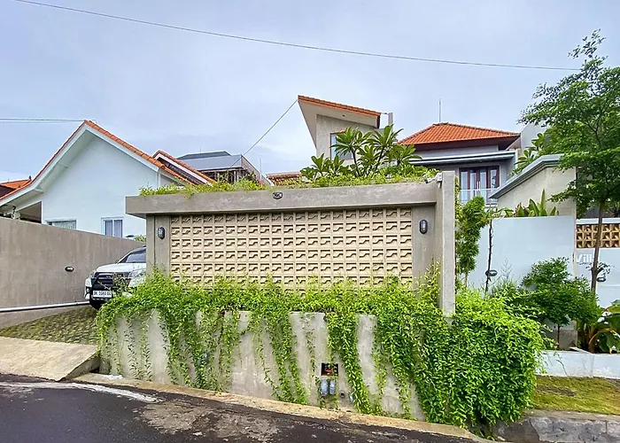 Hirosima House Bali By The Lavana Villa